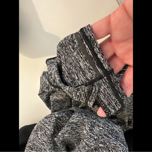 ATHLETA Running Wild Track Jacket Colorblock Black Gray Marled Reflective 1/2 - Picture 10 of 14